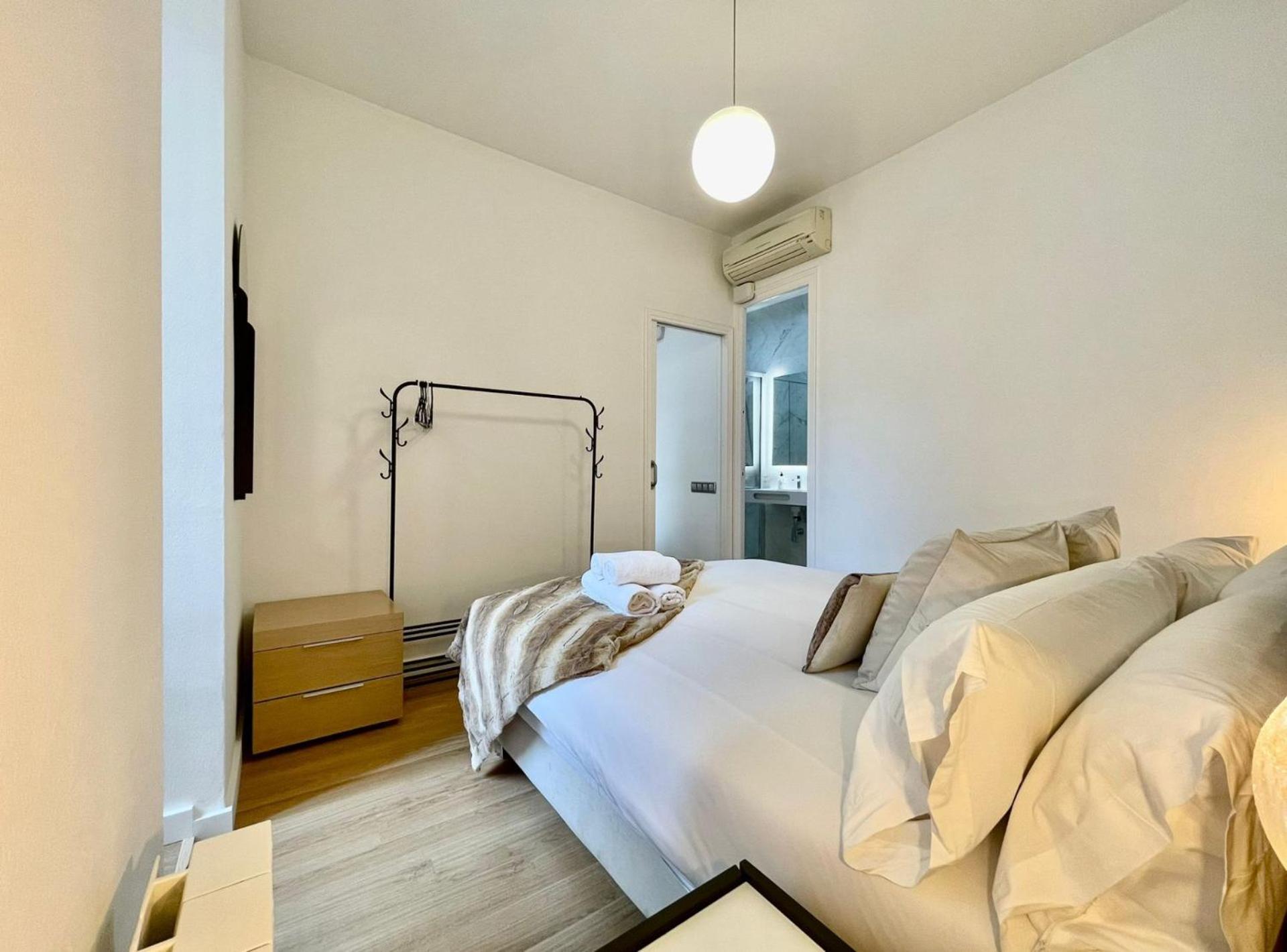 The Gaudi Suites II Barcelona Exterior foto